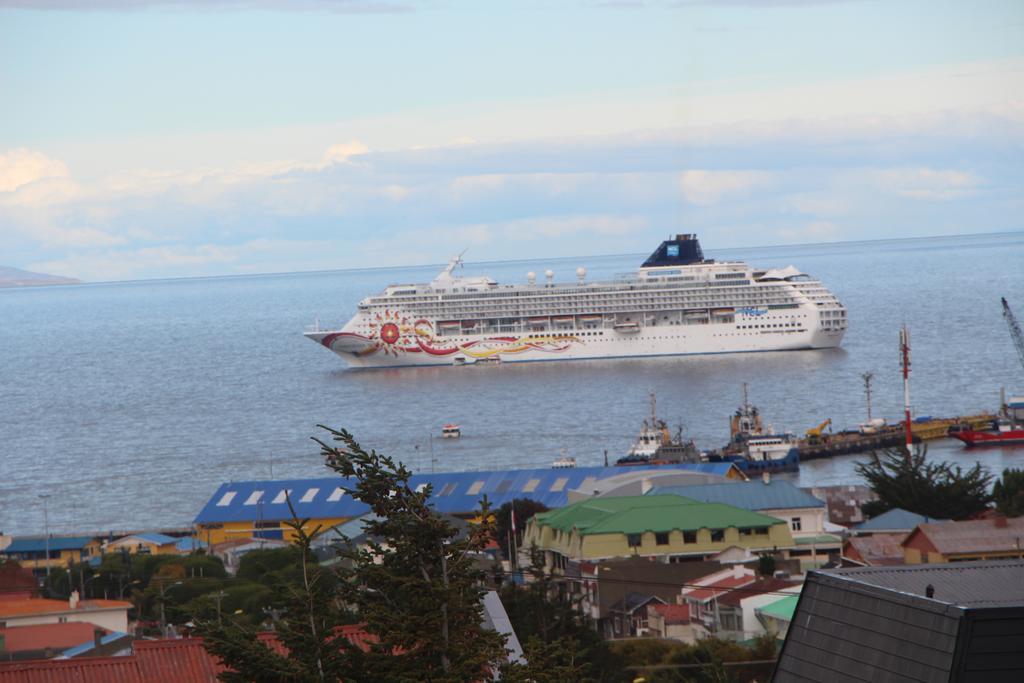 Hostal Fernando De Magalhaes Punta Arenas Eksteriør billede